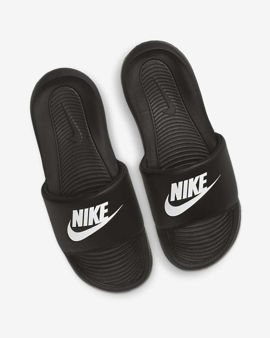 Chanclas Nike Victori One Mujer Negras Negras Blancas | CR5323