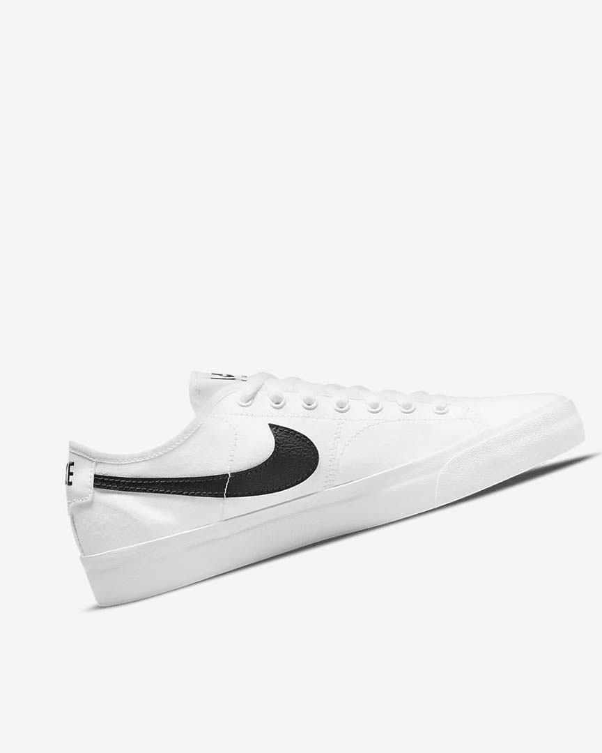 Tenis Skate Nike SB BLZR Court Mujer Blancas Blancas Negras Negras | CR2301