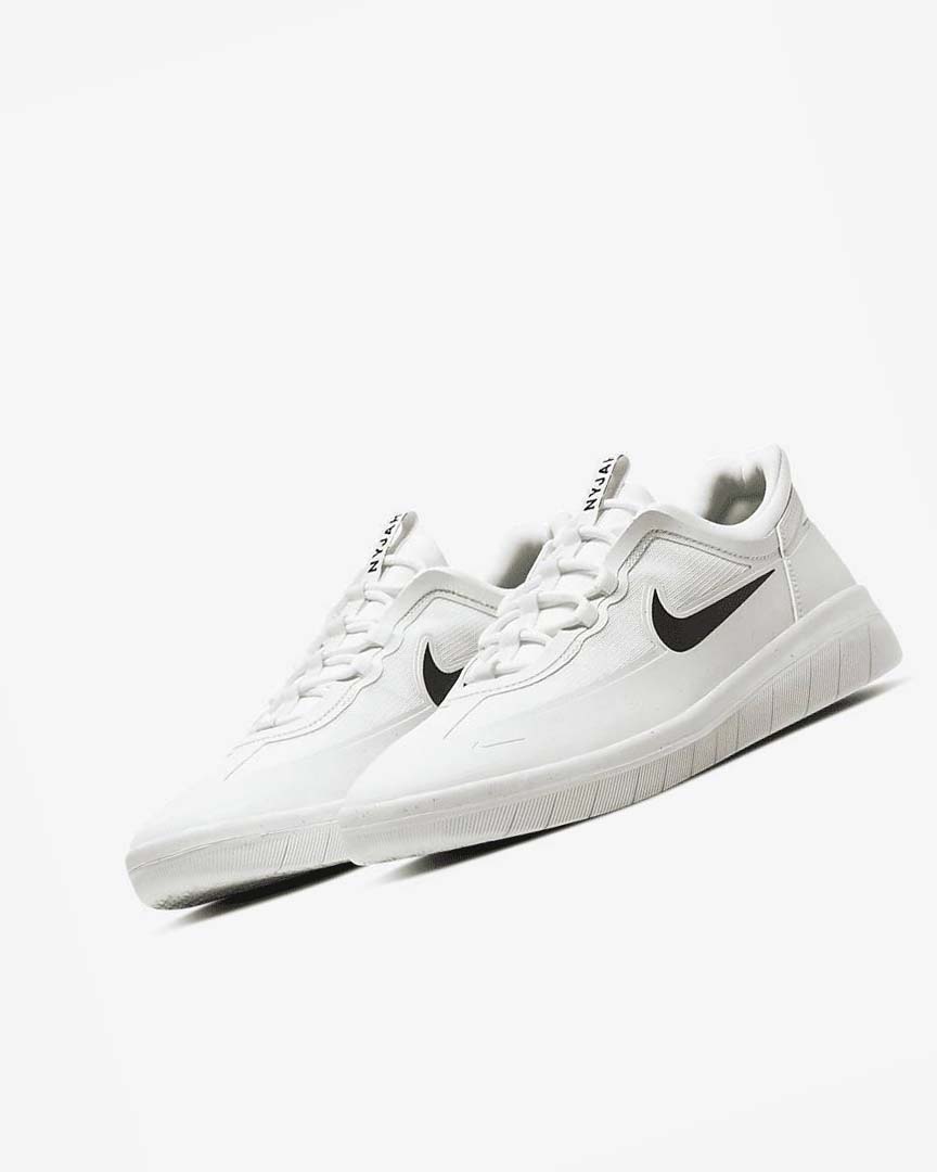 Tenis Skate Nike SB Nyjah Free 2 Hombre Blancas Blancas Blancas Negras | CR2762