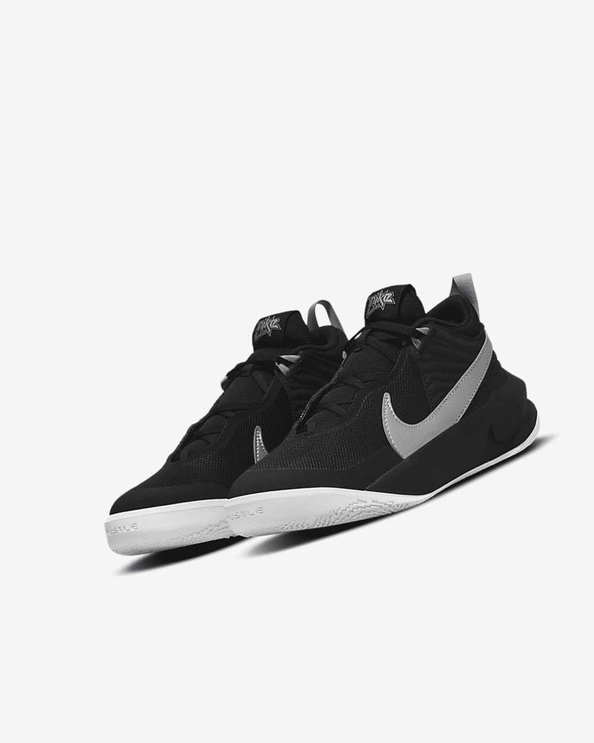 Zapatillas Baloncesto Nike Team Hustle D 10 Niña Negras Blancas Metal Plateadas | CR3198