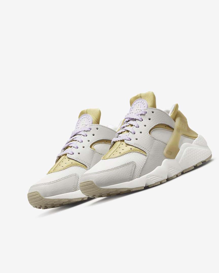 Zapatillas Nike Air Huarache Mujer Beige Claro | CR4683