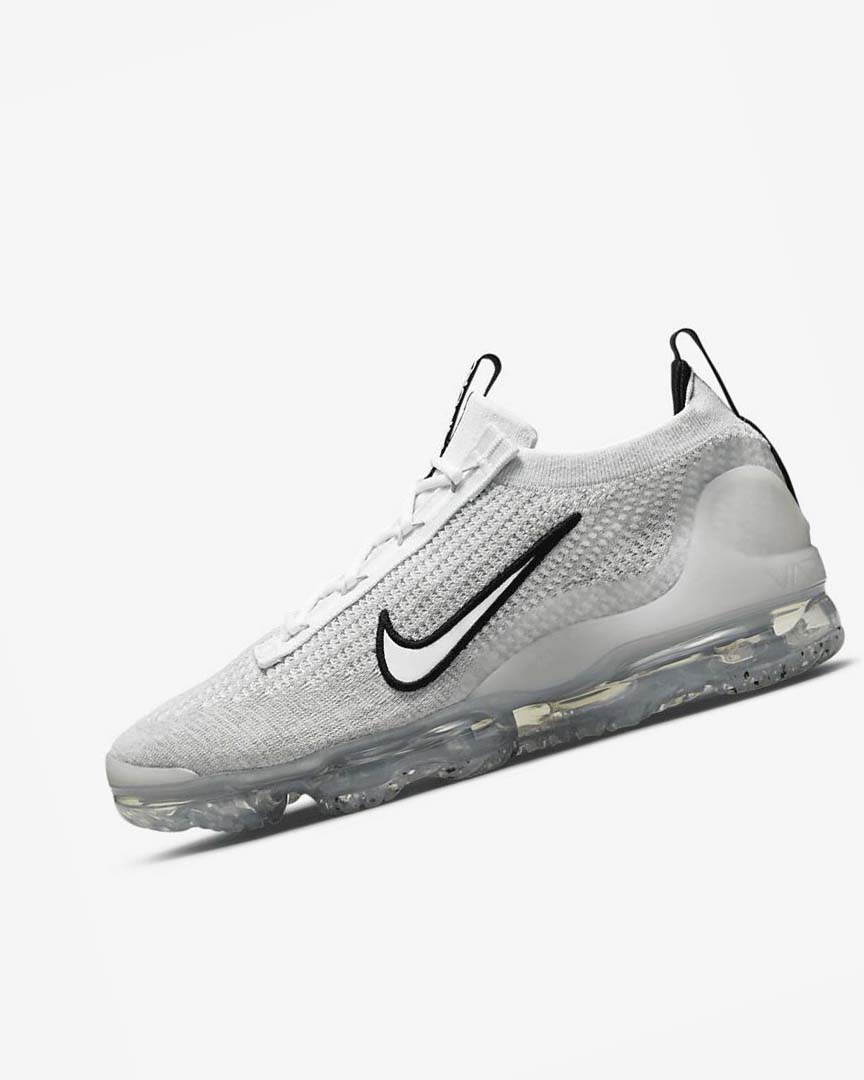 Zapatillas Nike Air VaporMax 2021 FK Hombre Blancas Negras Metal Plateadas Blancas | CR2449