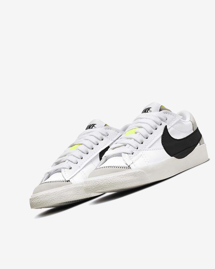 Zapatillas Nike Blazer Low '77 Jumbo Mujer Blancas Blancas Negras | CR2574