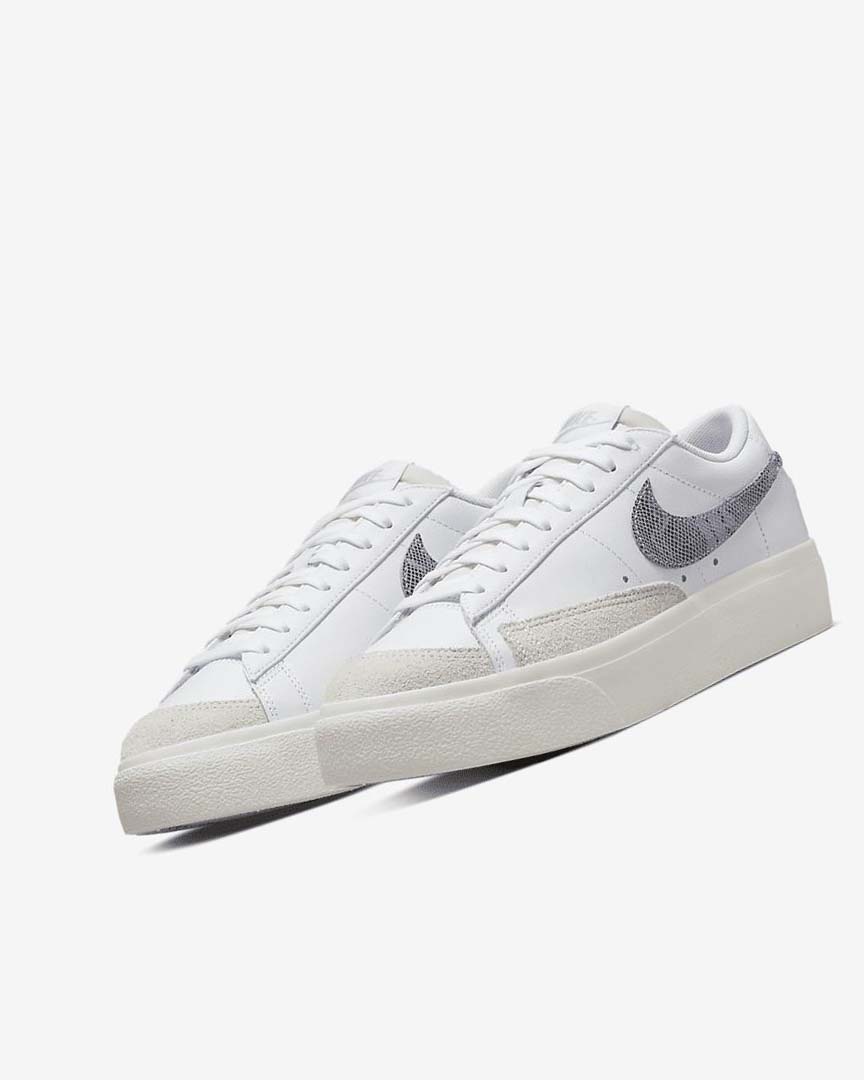 Zapatillas Nike Blazer Low Platform Mujer Blancas Blancas Azules Claro | CR3179