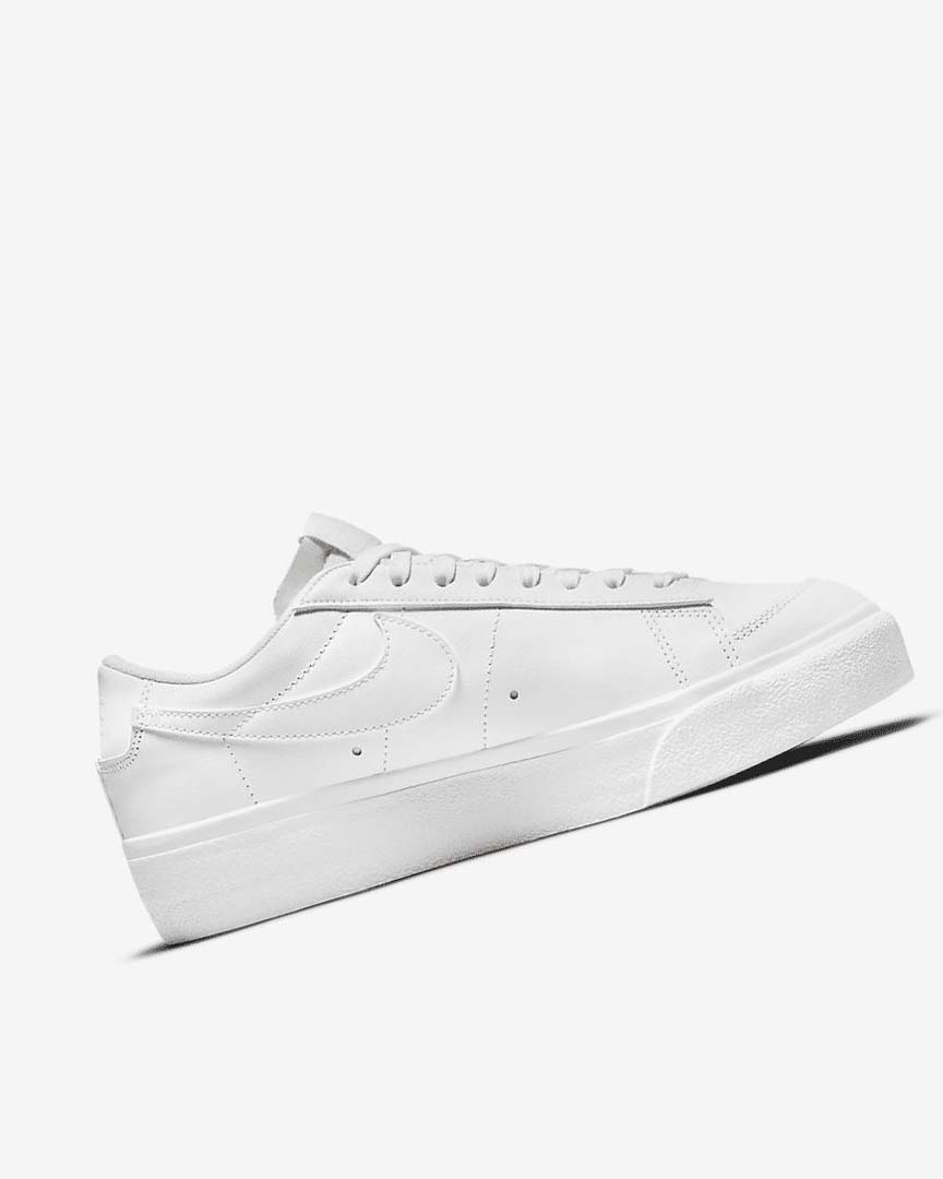 Zapatillas Nike Blazer Low Platform Mujer Blancas | CR4582