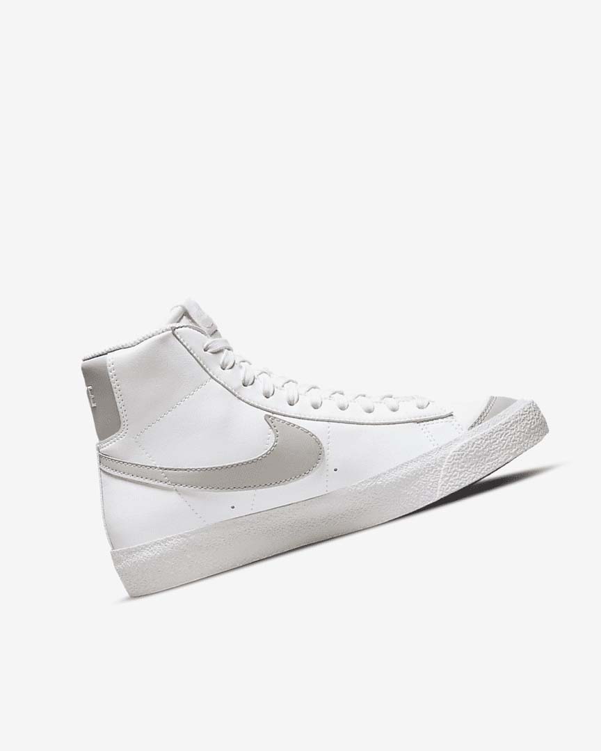 Zapatillas Nike Blazer Mid '77 SE Niña Blancas Beige Claro | CR3232