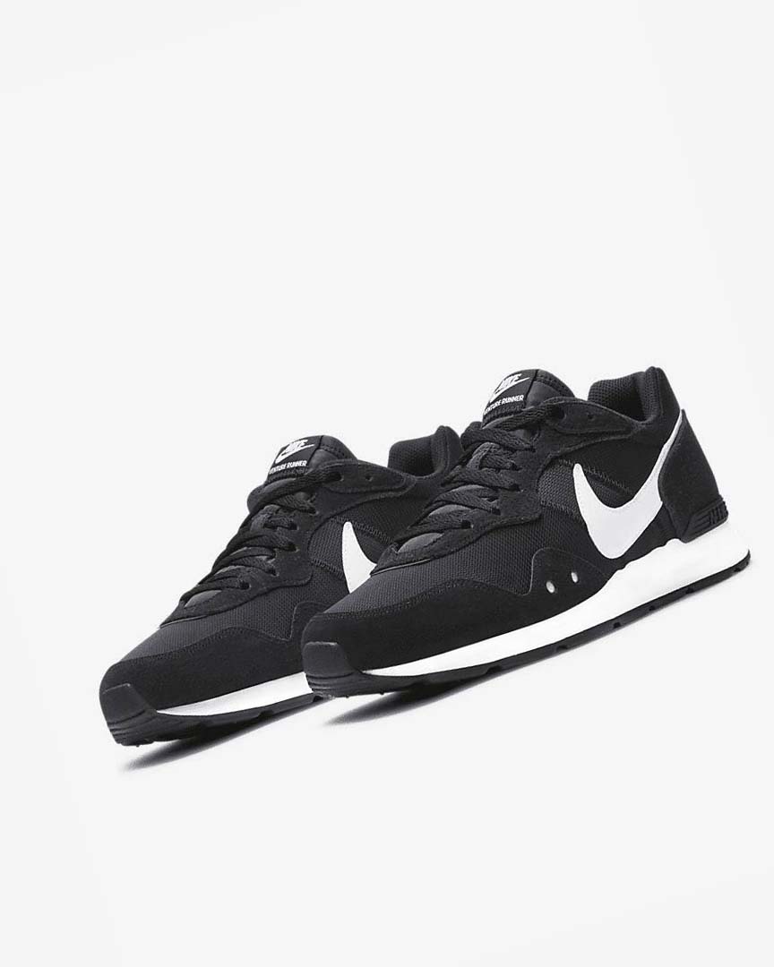 Zapatillas Nike Venture Runner Hombre Negras Blancas | CR5575