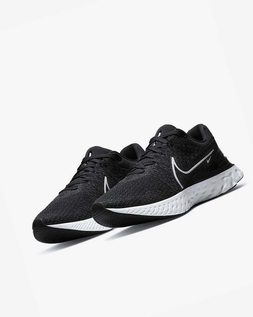 Zapatillas Running Nike React Infinity Run Flyknit 3 Hombre Negras Blancas | CR2528