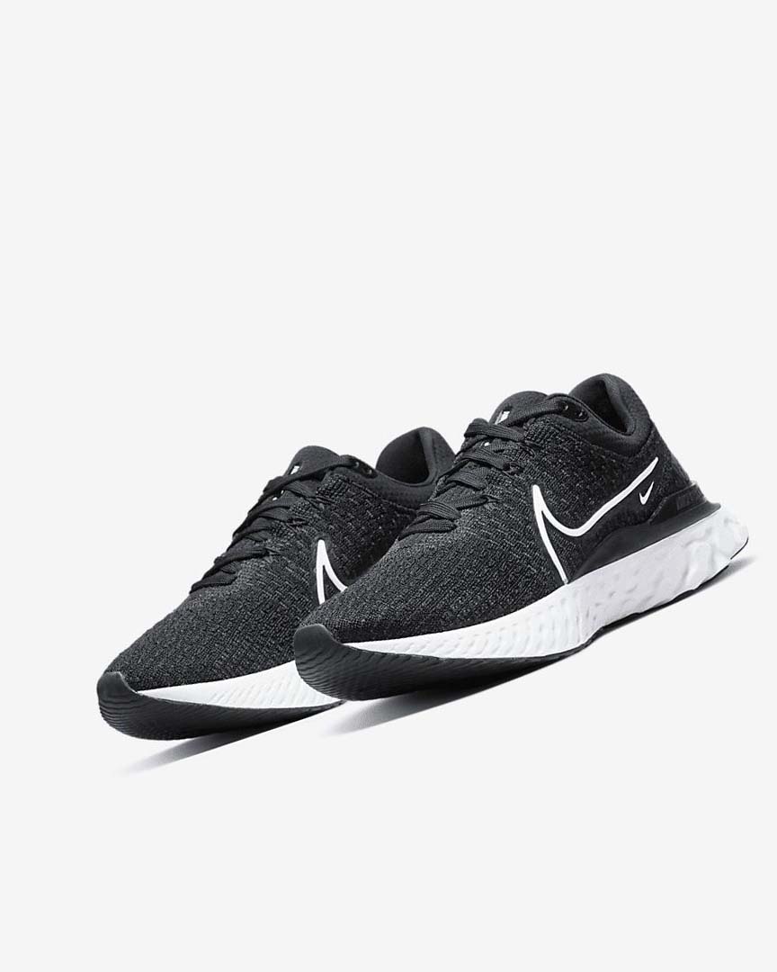 Zapatillas Running Nike React Infinity Run Flyknit 3 Mujer Negras Blancas | CR2861