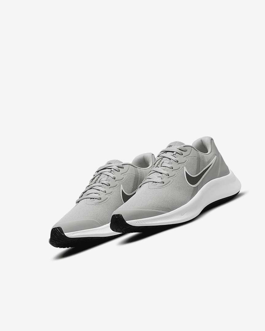 Zapatillas Running Nike Star Runner 3 Niño Gris Claro Gris Negras | CR1149