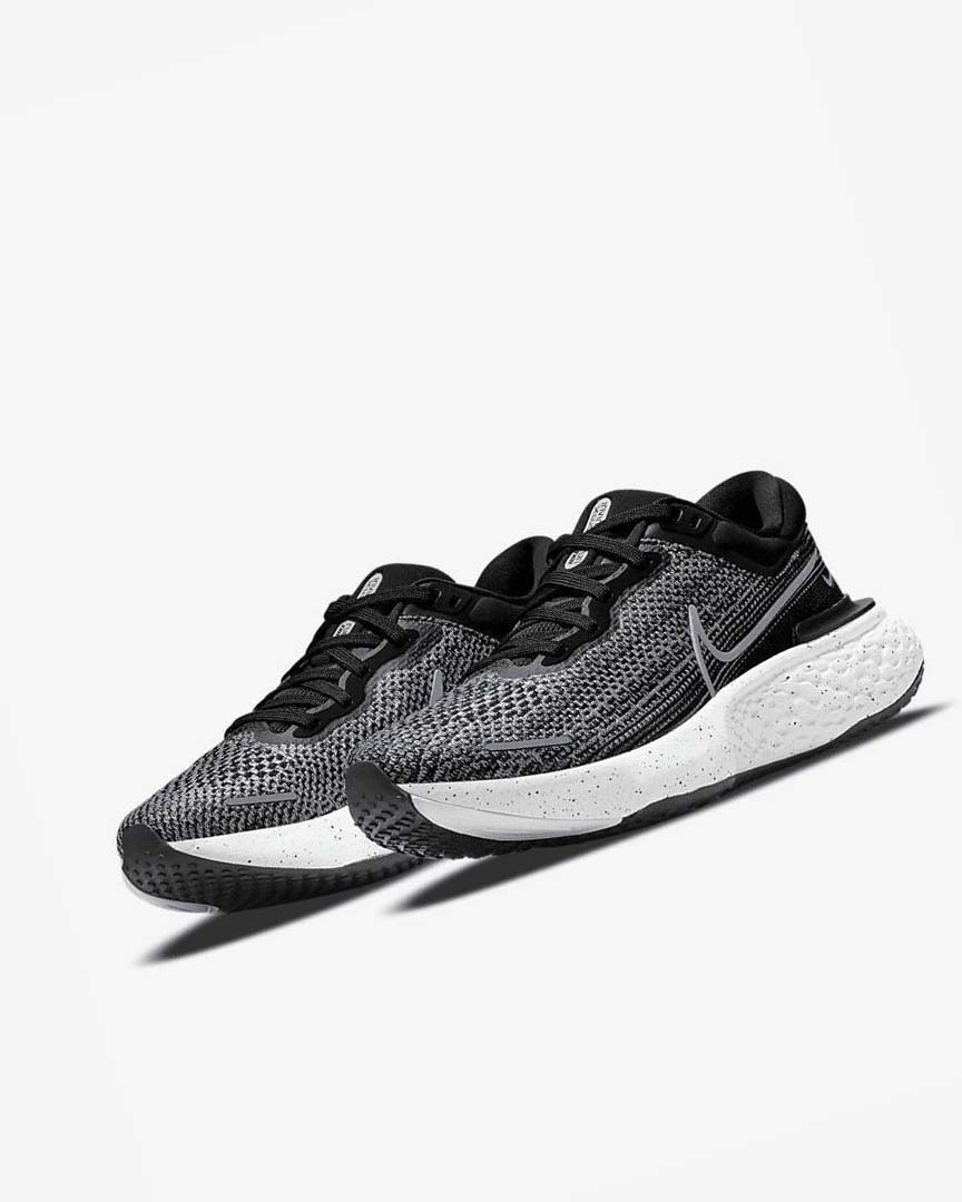 Zapatillas Running Nike ZoomX Invincible Run Flyknit Hombre Negras Blancas | CR4663