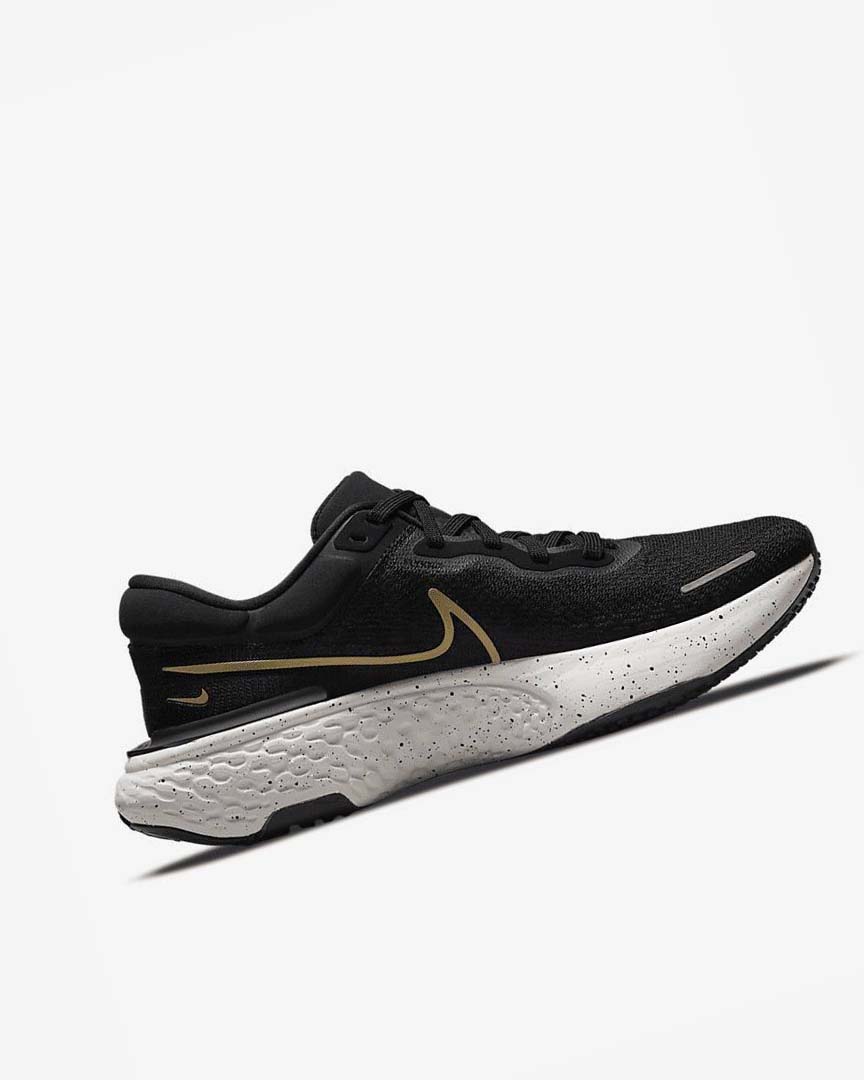 Zapatillas Running Nike ZoomX Invincible Run Flyknit Hombre Negras Metal Doradas | CR4946