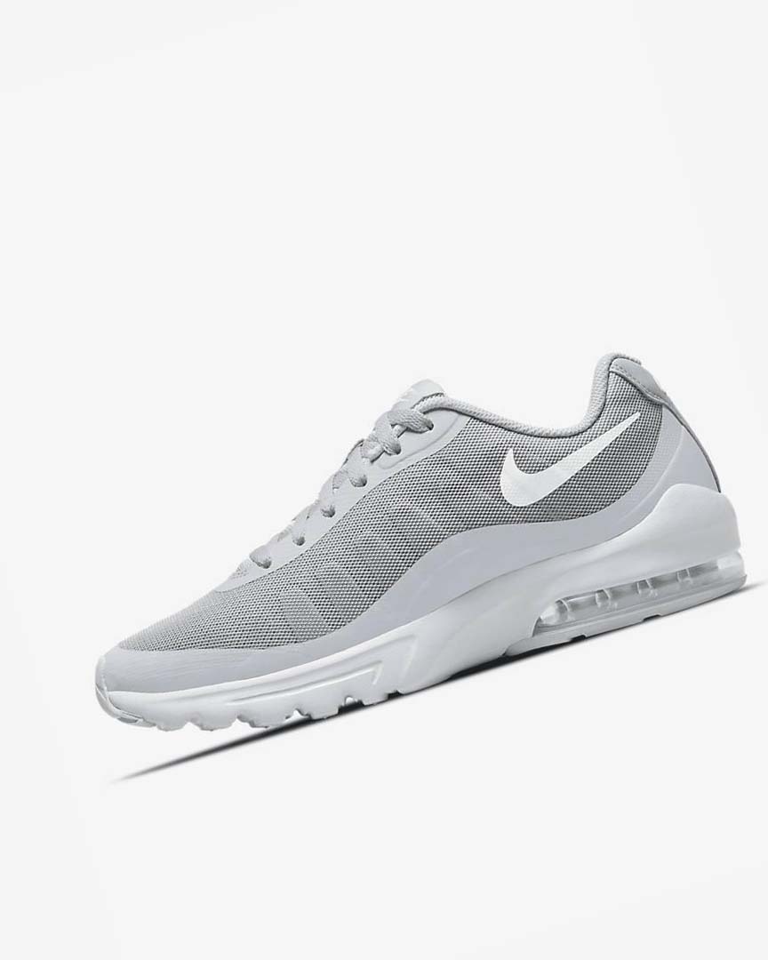 Zapatos Casuales Nike Air Max Invigor Hombre Gris Blancas | CR2240