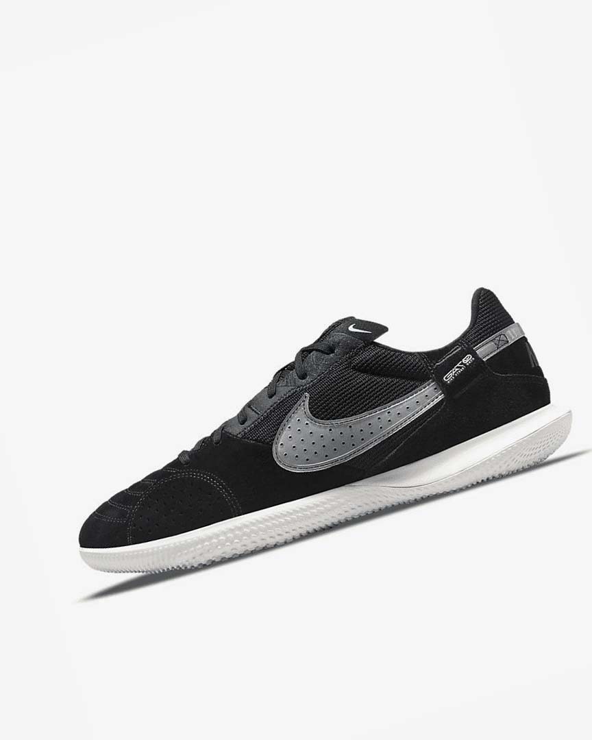 Zapatos De Fútbol Nike Streetgato Hombre Negras Blancas | CR2718