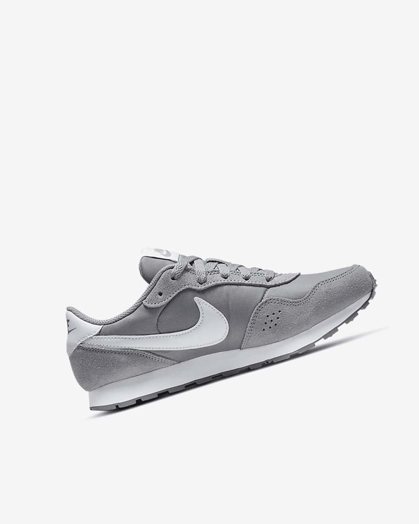 Zapatos Nike MD Valiant Niña Gris Blancas | CR1127