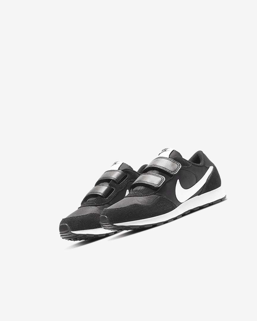 Zapatos Nike MD Valiant Niño Negras Blancas | CR3105