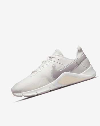 Zapatillas Deportivos Nike Legend Essential 2 Premium Mujer Gris Blancas Metal | CR2737