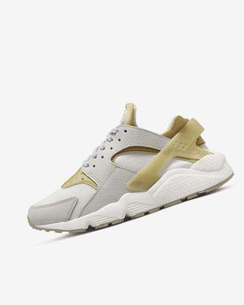 Zapatillas Nike Air Huarache Mujer Beige Claro | CR4683