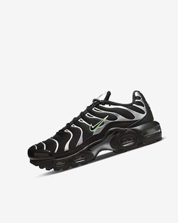 Zapatillas Nike Air Max Plus Niño Negras Verde Metal Plateadas Negras | CR4877