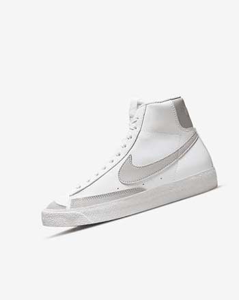 Zapatillas Nike Blazer Mid '77 SE Niño Blancas Beige Claro | CR5063