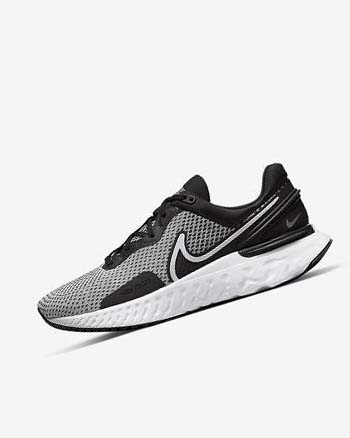 Zapatillas Running Nike React Miler 3 Hombre Blancas Negras Metal Plateadas Blancas | CR2947